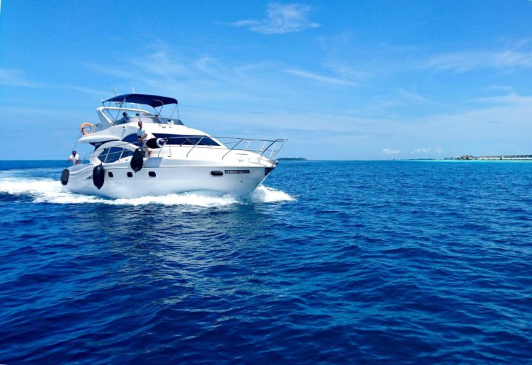 How to Save When You are Buying a Boat