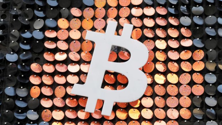 Elon Musk Revolutionized The Market Again Taking BTC Above $ 44K