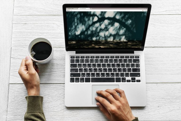 How To Download And Read An E-Book On Your Laptop