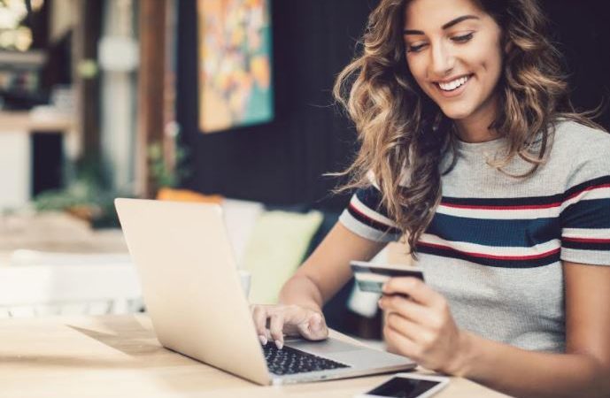 Online Commerce Is Big Winner Of Shopping On Black Friday