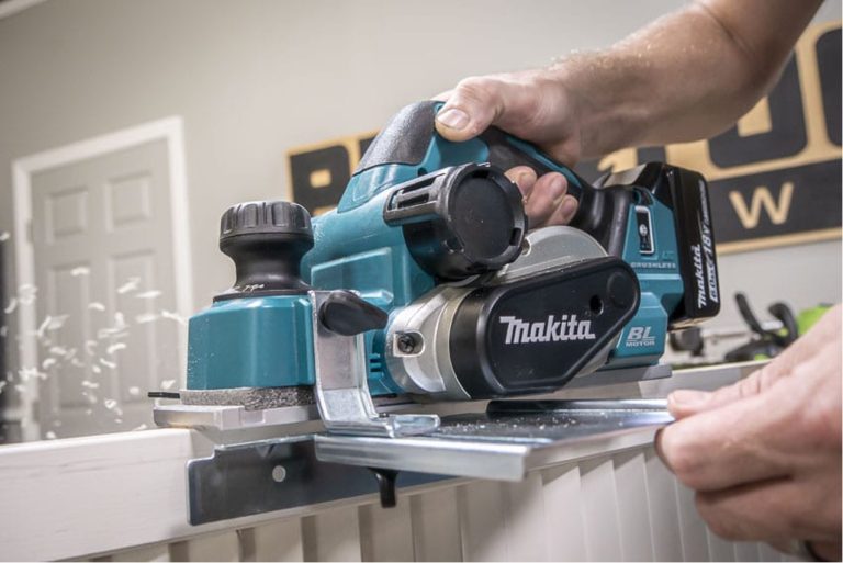 Perform Work Faster With Modern Cordless Planer