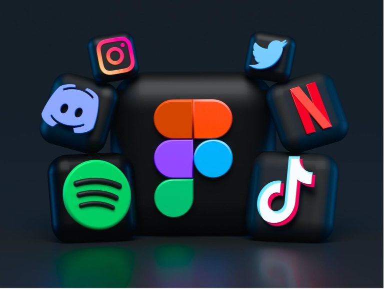 How Social Media Helps Students