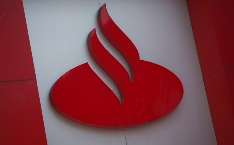 Santander Loses 8771 Million In 2020 After Accounting Adjustment