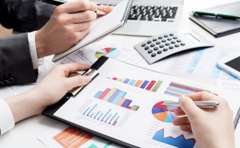Top invoicing tips to improve your business cashflows