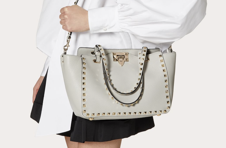 Buying top totes and bags: 2021 must haves