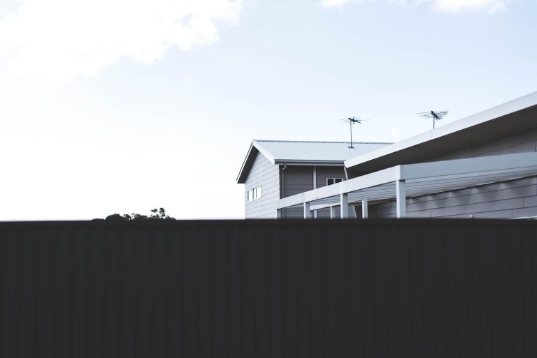 Why Do Homeowners Prefer Installing a Steel Fence?