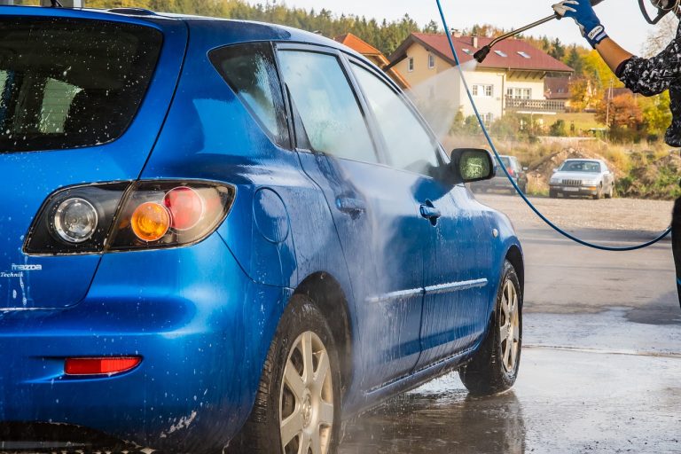 9 Pressure Washing Business Marketing Strategies for Your Sales Growth