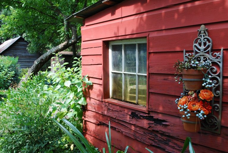 How Brits can make £6,000 a year by making an annex or outbuilding Airbnb ready