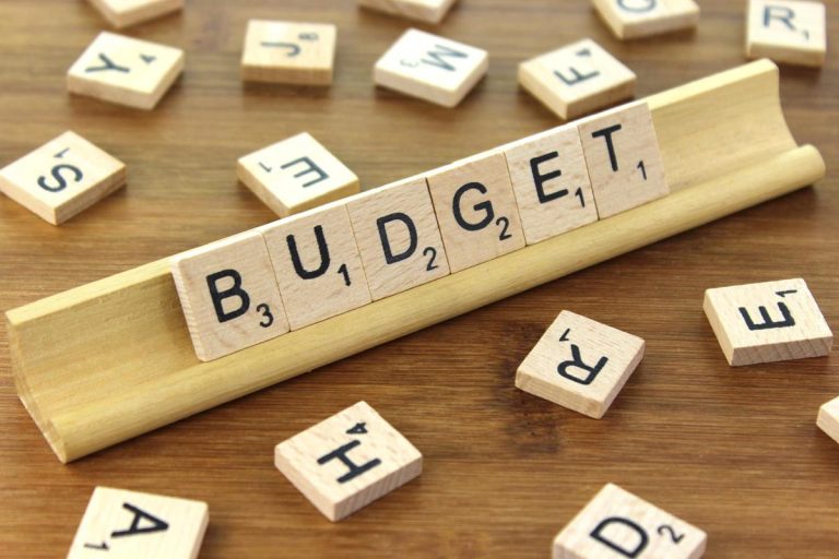 How To Create a Budget (The Complete Beginners’ Guide)