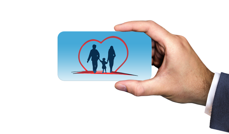 How to buy the best health insurance policy for your family?