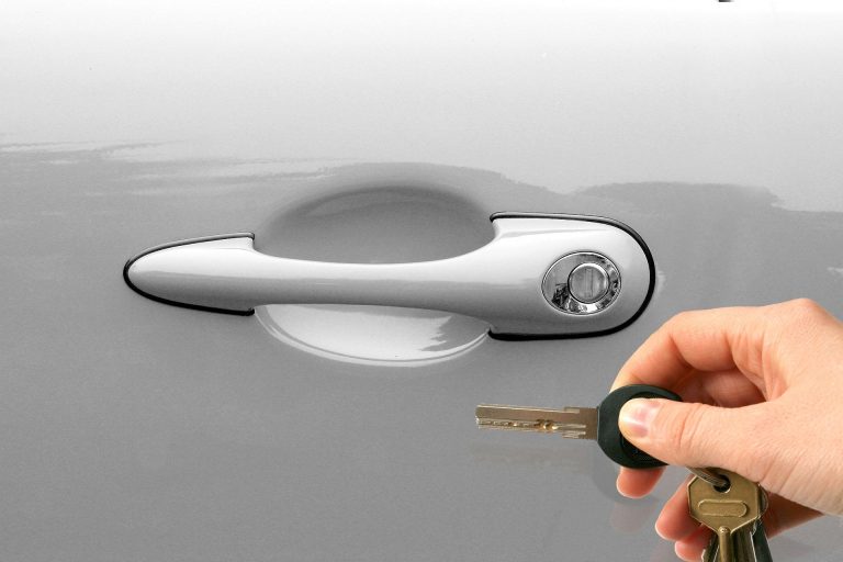 Business travel to Holland? Consider a car rental