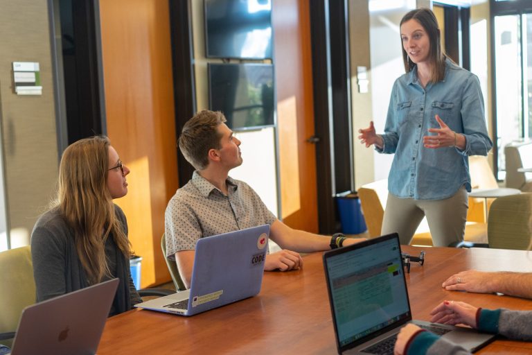7 effective strategies to keep your best employees