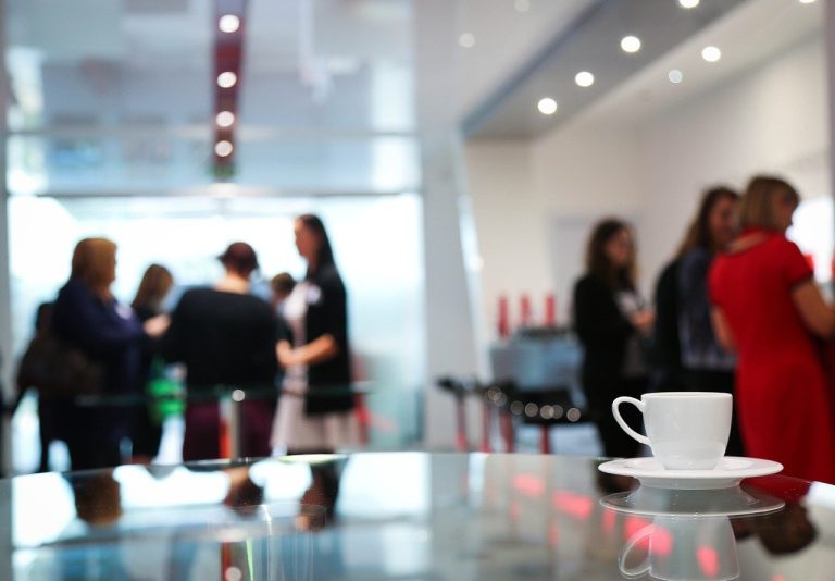 3 Important Benefits of Attending Small Business Conferences
