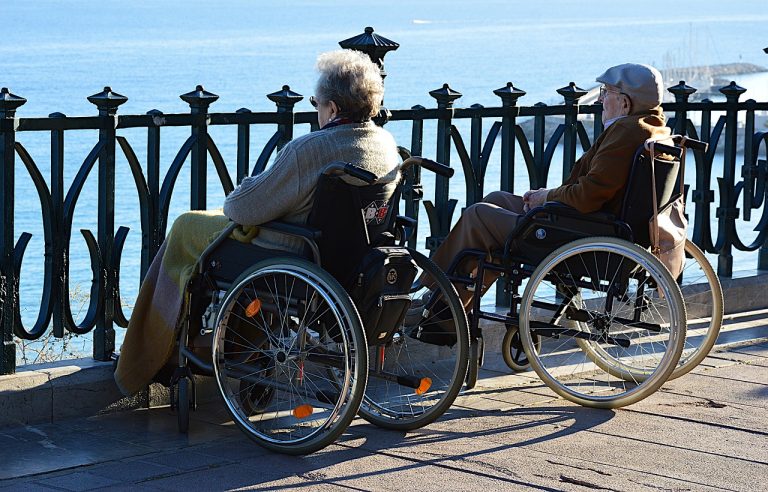 6 Essential Wheelchair Exercises for Seniors