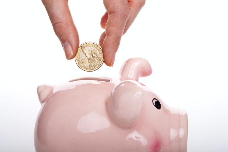 5 Ways to Help You Save Money in Your Daily Life