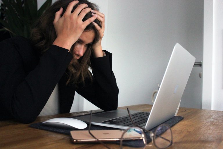 What kind of mental health support do employees expect?