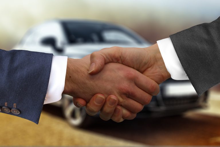 Financing a car or buying outright – which is better?