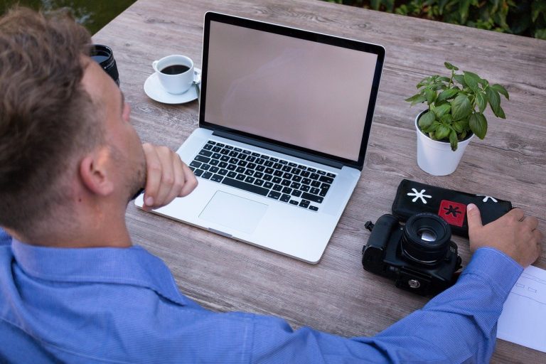 4 Tips for Making a Webinar that Actually Attracts Customers
