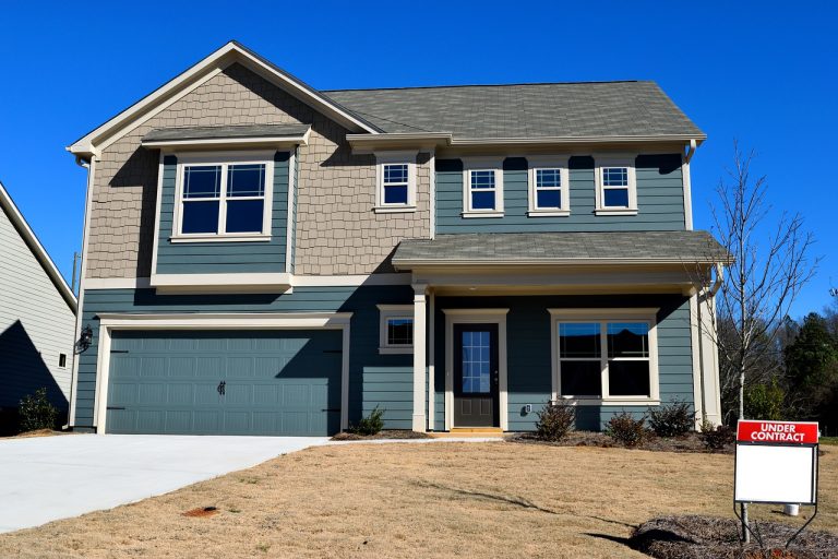Try these installing tips for your garage door
