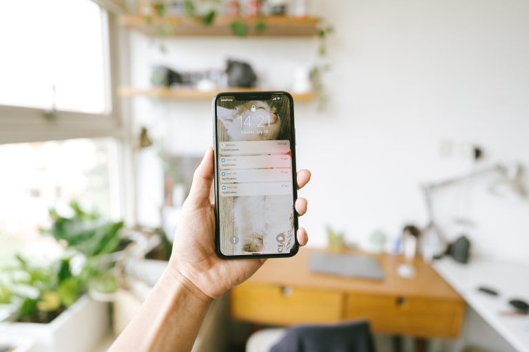5 Brilliant Ways To Use Push Notifications For iOS and Android Apps