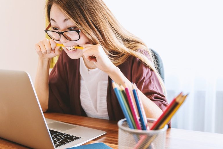 Some Common, Everyday Online Problems and Their Easiest Fixes on The Internet
