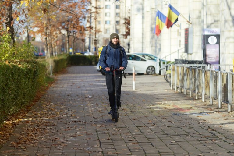 The Accessories That Must Always Be On You With The Scooter: Must Need!