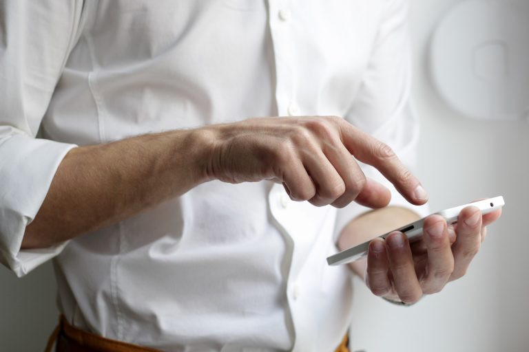 How to Choose a Paper Trading App?