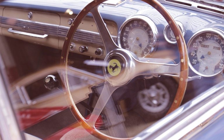 Why Classic Cars are a Good Investment?