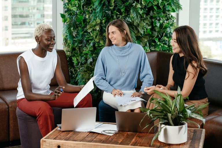 The Top 4 Benefits of Having Plants in The Office