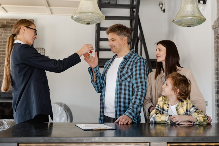 5 Advantages of Conveyancing Services
