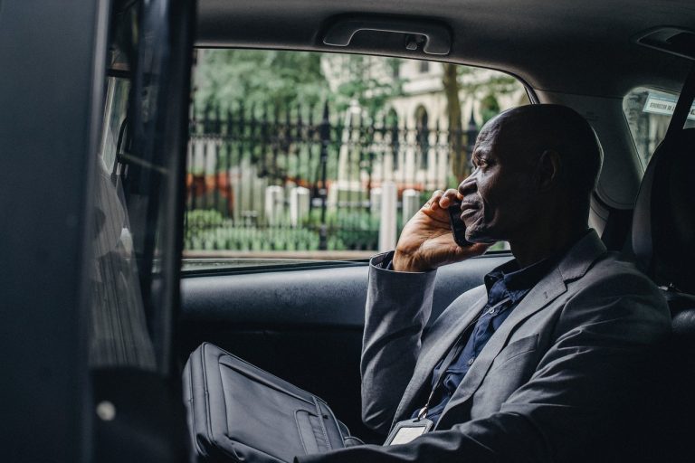 Benefits of hiring a private taxi when travelling for business