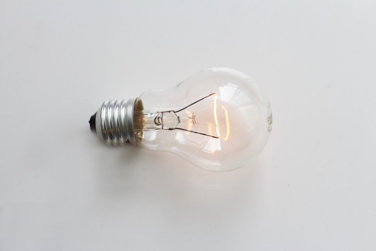 6 ways to reduce your energy bills