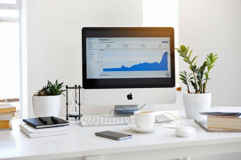 Accountancy: Should You Outsource or Bring It In-House?