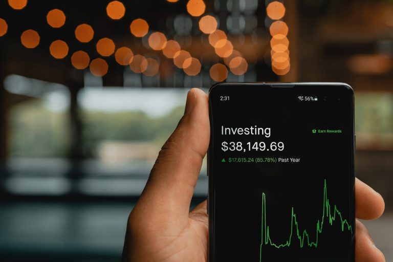 HOW TO LEVERAGE FREE FOREX SIGNALS TO BOOK EXPONENTIAL PROFITS