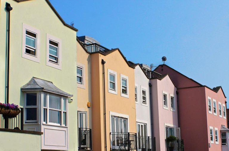 HMO Property Investment Services in the UK: What You Need to Know