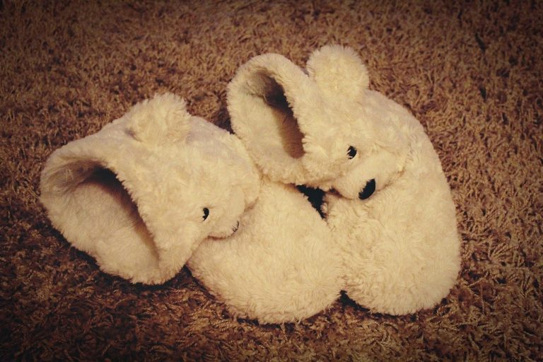 Best coziest gifts you can get under $300