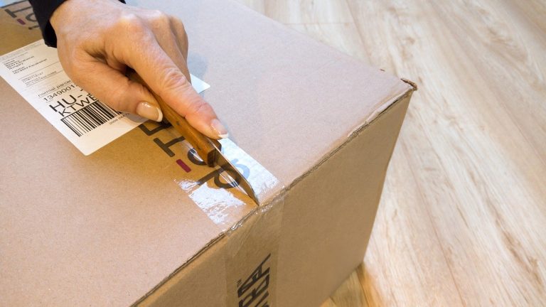 Everything You Need To Know About Dropshipping In 2021