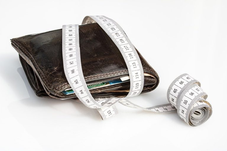 Paying Off Debt Whilst Single