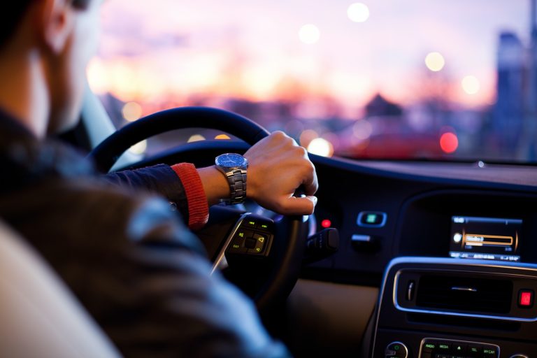 5 factors that affect your car loan costs