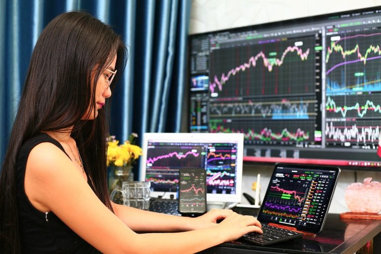 Arresting Robinhood’s Slump: Can the World’s Most Popular Retail Investing Platform Bounce Back?