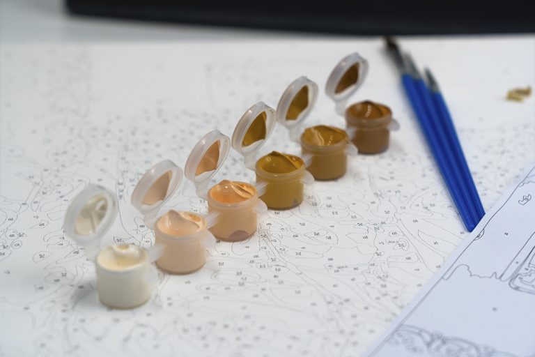 The Secrets of Painting with Pain by Numbers