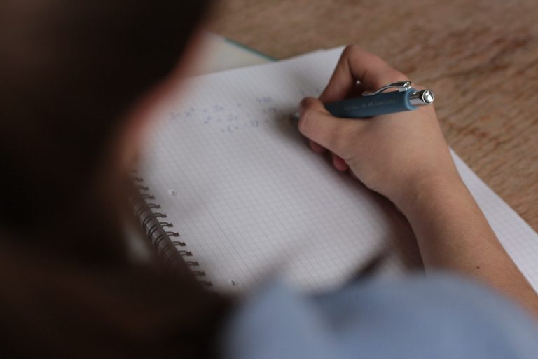 CII Trials Flexible Coursework to Replace Written Exams for Key Qualification