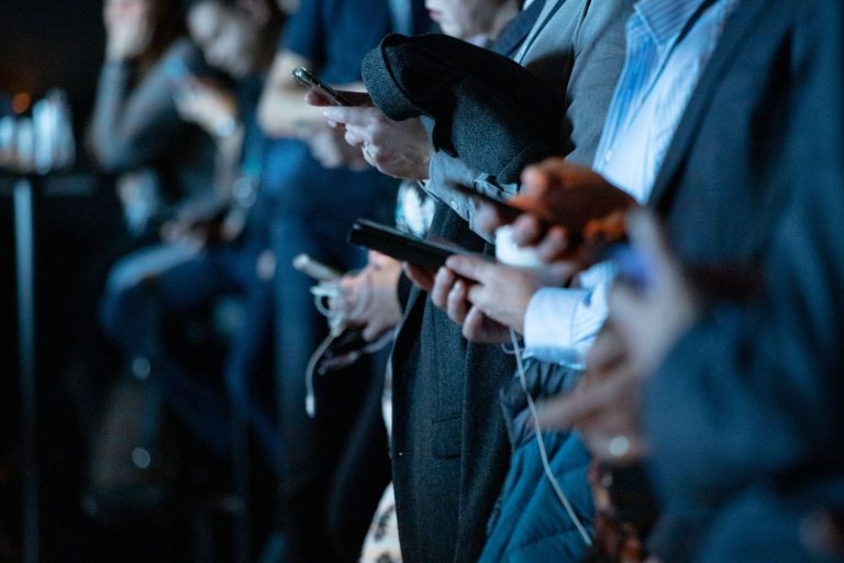 5 Ways to Build a Positive Digital Footprint And Minimise Data Misuse
