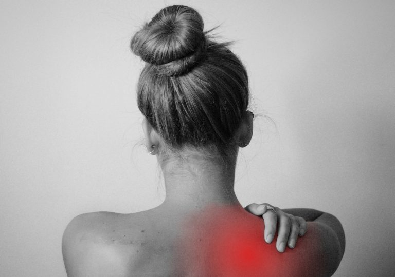 Find Natural Solutions to Treat Your Pain and Live a Happier Life
