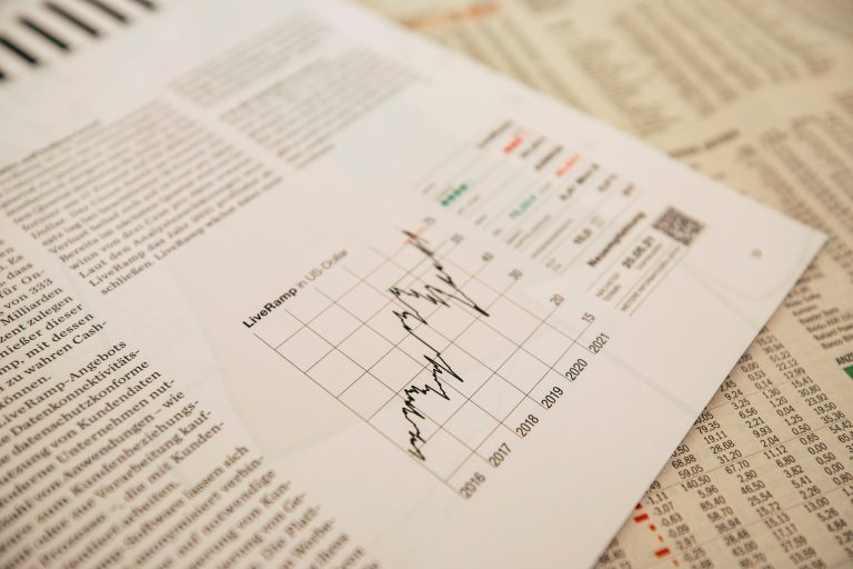 Britons seek financial shelter at Black Banx after interest rates rise to 4.5%