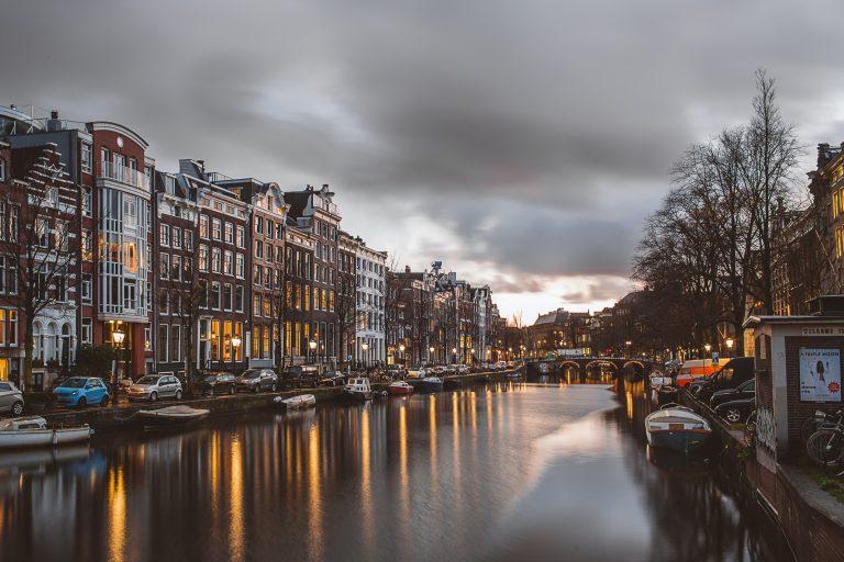 A US Expat in Netherlands? Arif Patel Explains What You Should Know About Taxes and Residency