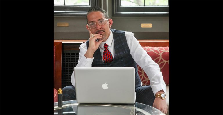 William Wick Watches Unveils Next-Generation Smart Watches Outshining Apple Watch