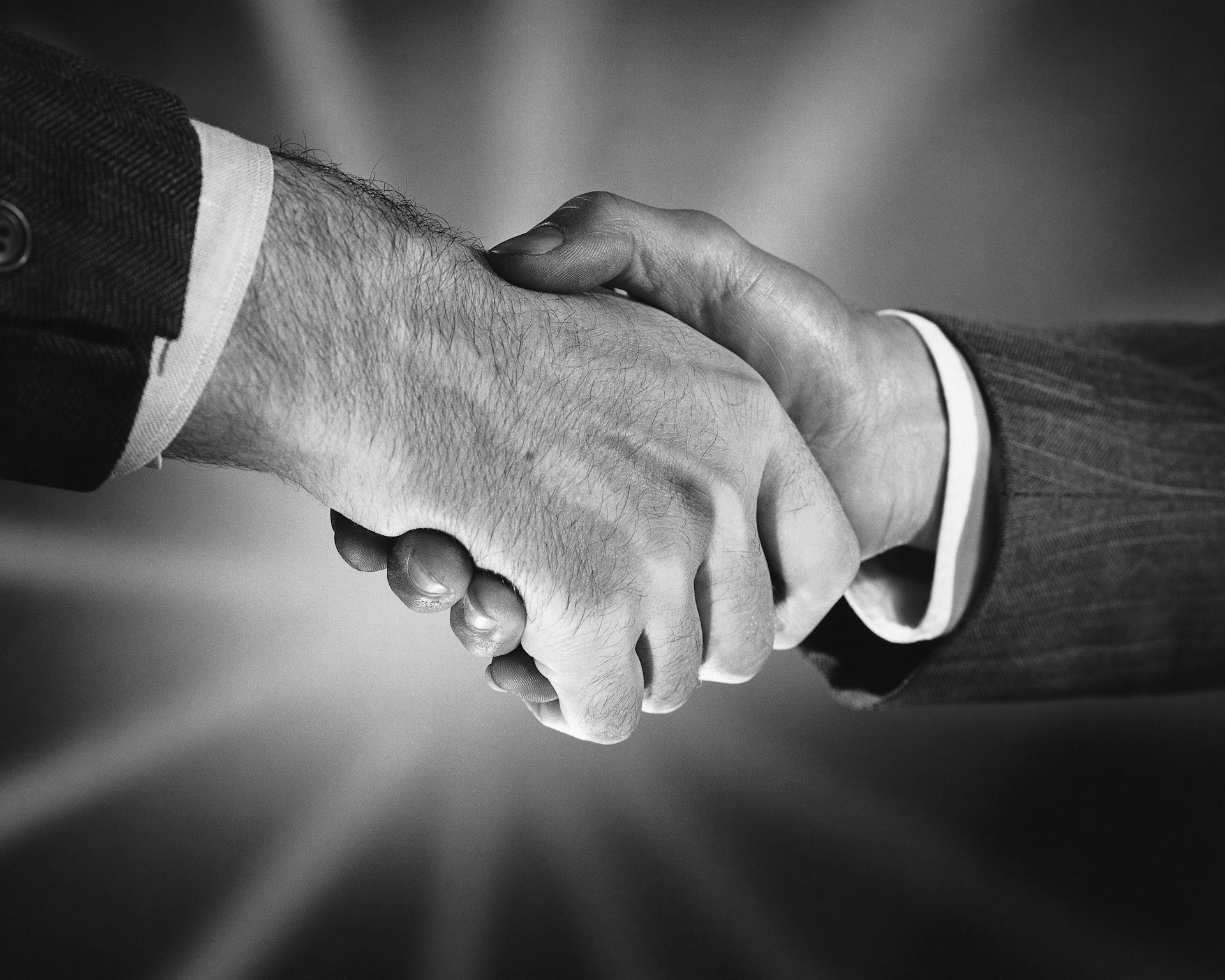 Yuri Milner's Science Philanthropy: Strategic Initiatives Driven by His Giving Pledge Commitment