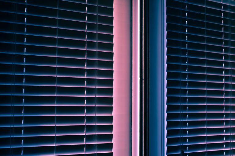 Effortless Blinds Cleaning: Quick ways for Busy Homeowners