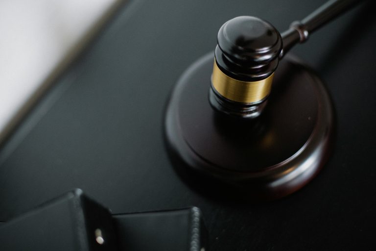 Mitigating Risk in Employment Law through Legal Case Management Software
